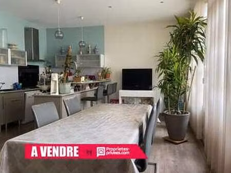 vente immeuble à sablé-sur-sarthe centre (72300) : à vendre / 162m² sablé-sur-sarthe centr