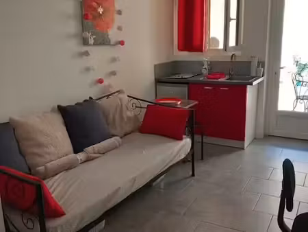 location meublée appartement 1 pièce 20 m² à agen (47000)  400 €