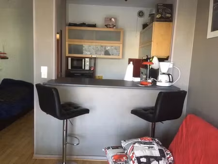 location meublée appartement 1 pièce 27 m² à nevers (58000)  400 €
