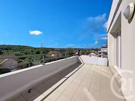 appartement f3 à vendre - 3 pièces - 67 83 m2 - ste suzanne - 25 - franche-comte