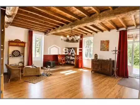 maison de 200m² habitables + 1691m² de terrain
