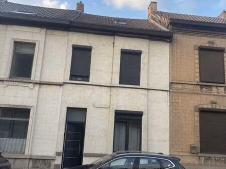 maison 5ch 162m2 à manage  epc c