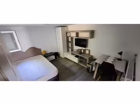 location meublée appartement 1 pièce 25 m² à venissieux (69200)  750 €
