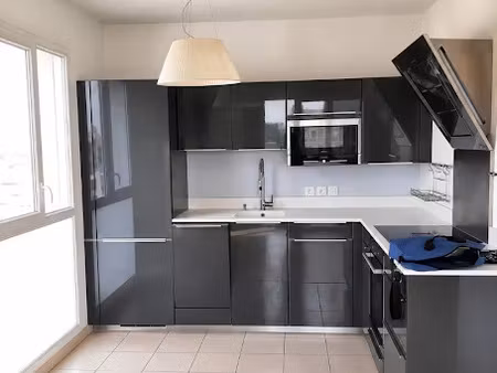 location appartement 4 pièces 95.39 m² à saint-denis (93200)  1 480 €