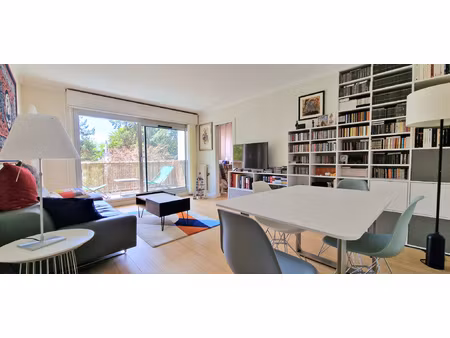 appartement 4 pièces - balcon - sans-vis-à-vis - triangle d'