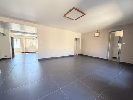 au coeur de saint-aubin-de-luigné  découvrez cette maison ré