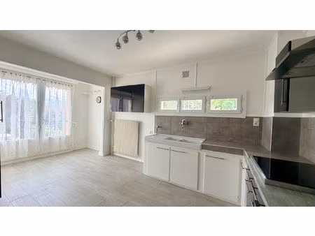 appartement 3 pièces 64 m² à louer cournon-d'auvergne 63800 ? | era immobilier