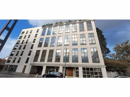 location meublée appartement 5 pièces 139.41 m² à lyon 4ème (69004)  2 188 €