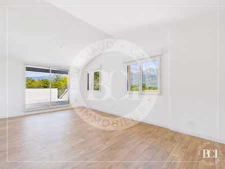 appartement 4 pièces de 102 m² à montbonnot