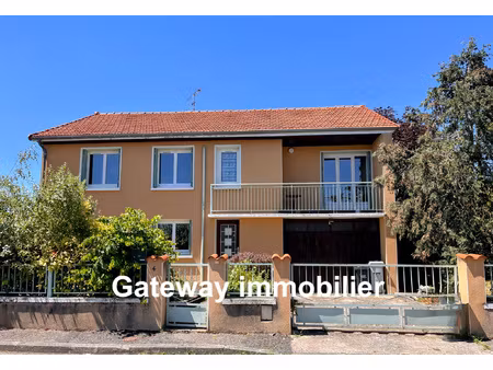 maison   5 chambres  sur terrain de 622m2 le cendre (63670)