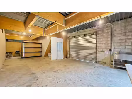 location local d’activités 115m²
