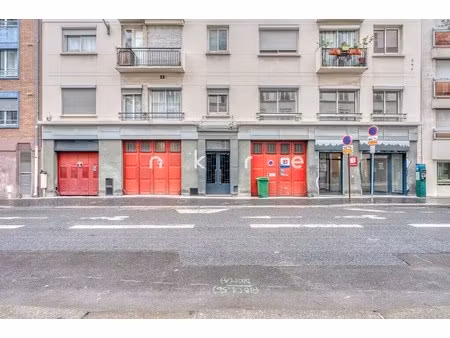location local d’activités paris 75011 850m²
