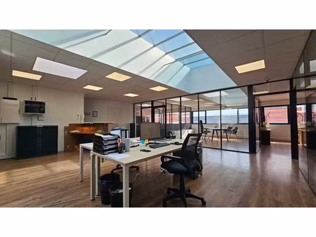 location bureaux 165 m²