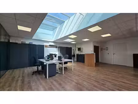 location bureaux 165m²