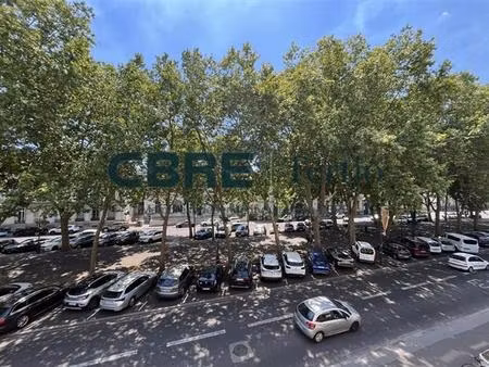 location bureau tours 45 m²