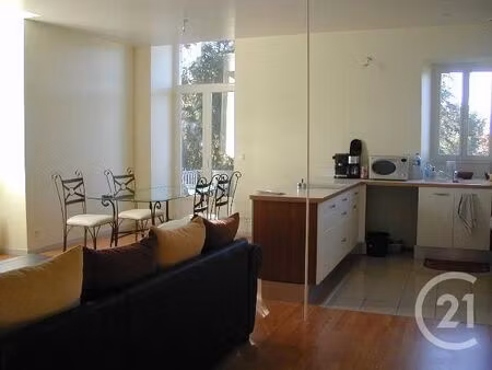 location appartement 3 pièces 76m² souillac 46200