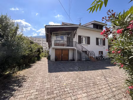achat maison 10 pièces 149m²