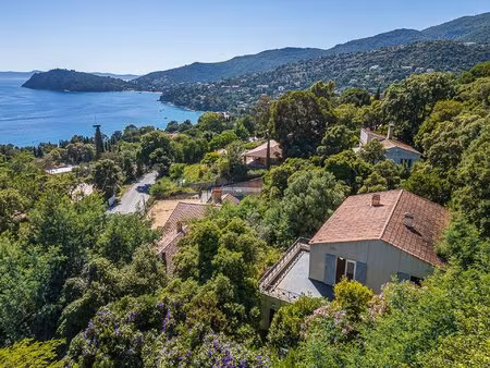 achat : maison (83820)