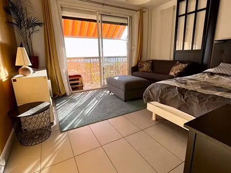 location appartement 1 pièce 30m²
