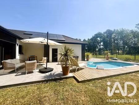 maison à arbus (64230)