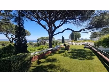 appartement de luxe de 2 chambres en vente à saint-tropez  provence-alpes-côte d'azur