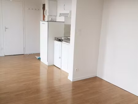location appartement 1 pièce 22m² calais 62100