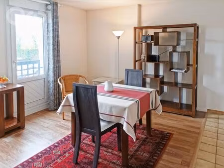 location appartement 1 pièce 27m² senlis 60300