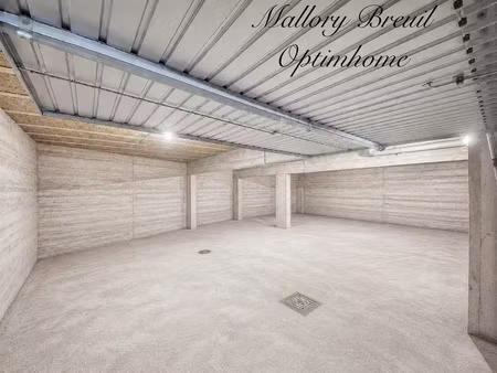 vente garage 75 m² sète (34200)