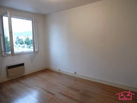 location appartement 2 pièces 42 m² à saint-martin-d’hères (38400)