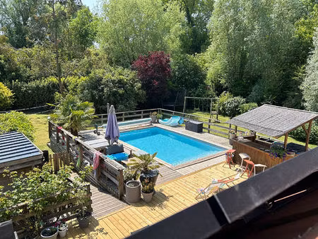 vente maison 8 pièces  252.00m²  rang