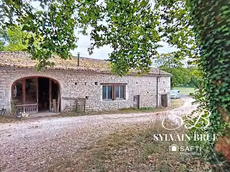 vente ferme 9 pièces 300 m² à montcuq-en-quercy-blanc (46800)  345 000 €
