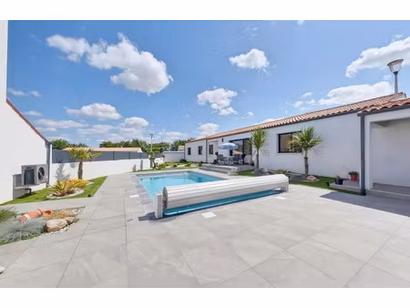 vente maison 5 pièces 146.65 m² à cramchaban (17170)  398 000 €