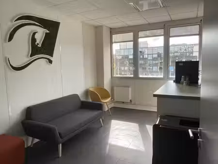 location bureaux fontenay-sous-bois 94120 641m² à 6138m²