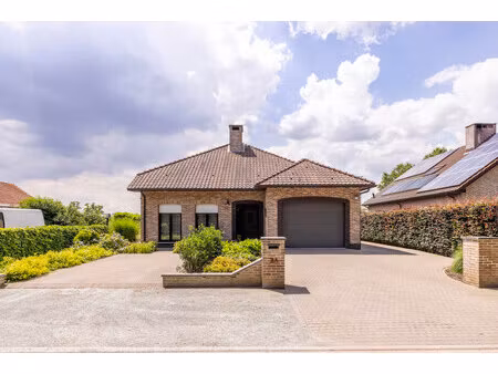 huis te koop in nijlen met 3 slaapkamers