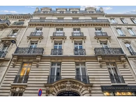 location bureaux 239 m²