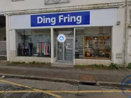 vente bureaux et commerces à rezé (44400) : à vendre / rezé