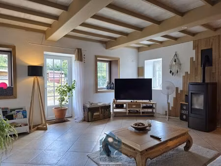 maison individuelle 6 pièces avec terrasse  jardin et puits