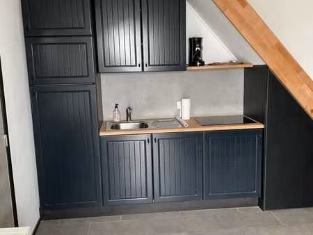 maison 2 ch à liège  rénovée  libre 1 septembre