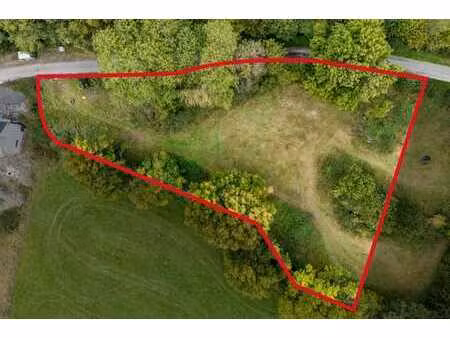 terrain à bâtir de 31 ares avec vue dégagée – mabompré
