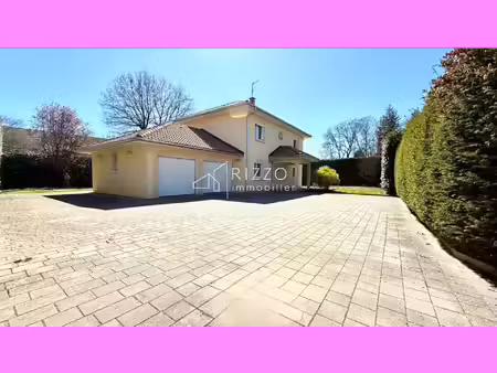 maison de luxe à vendre à prévessin-moëns