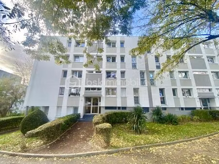 joli appartement 4 pièces de 72 m² refait à neuf et ensoleillé