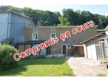 à vendre en exclusivité – maison de village avec grange  écurie et jardin à vigneul-sous-m