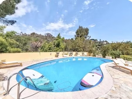 villa de 6 pièces de luxe en location vallauris  france