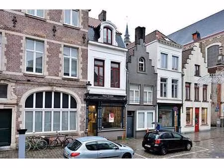 propriété commerciale avec maison à vendre dans l'ezelstraat