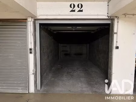 garage à paris (75007)
