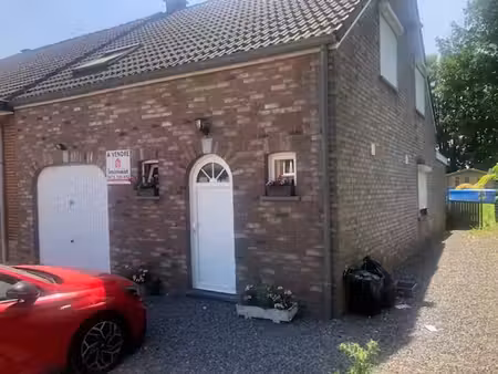 a saisir ! maison d’habitation avec garage & jardin 