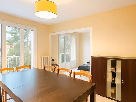 appartement 5 pièces 84 m²