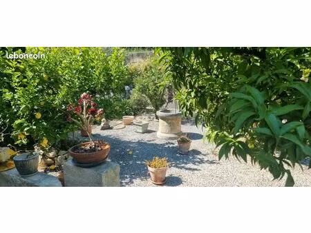 joli maison 4 ¨pieces 500m centre ville meublee