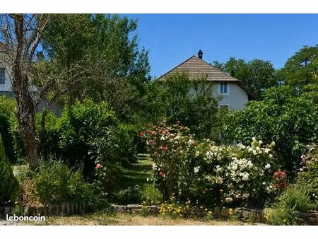maison 5 pièces 178 m²