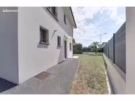 maison 5 pièces 105 m²